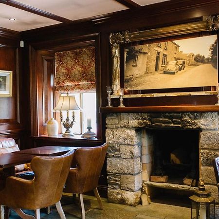 Riverbank, Country Pub And Guesthouse Carrickmacross Bagian luar foto